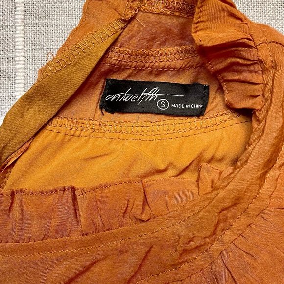 ONTWELTH burnt orange women’s tiered ruffle blouse flutter sleeves lined Sz S - Picture 2 of 6
